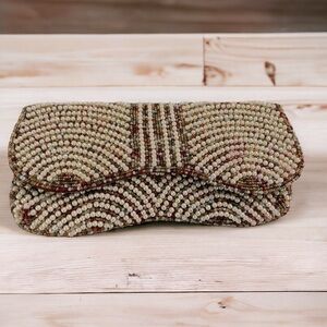 okpta1519426 Hand Beaded
Pearl and bead Clutch Purse